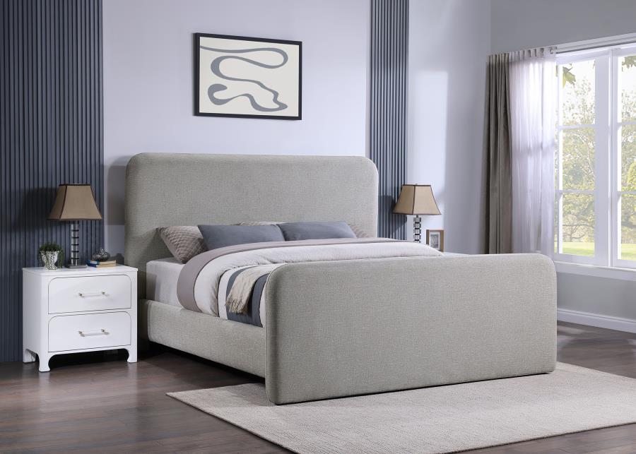 302052Q Wren Upholstered Queen Platform Bed Grey