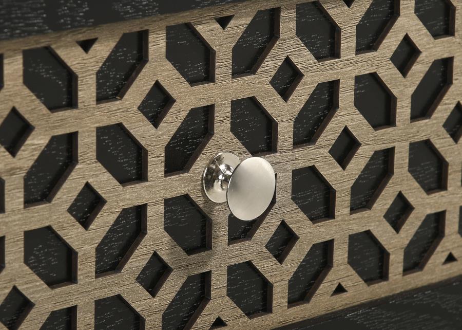 223041Q Valencia 4-piece Bedroom Set Light Brown and Black